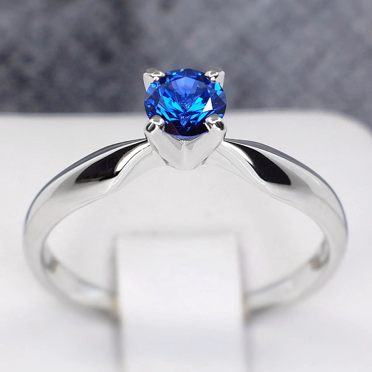 Inel de logodna din Aur sau Platina cu Safir - model i017