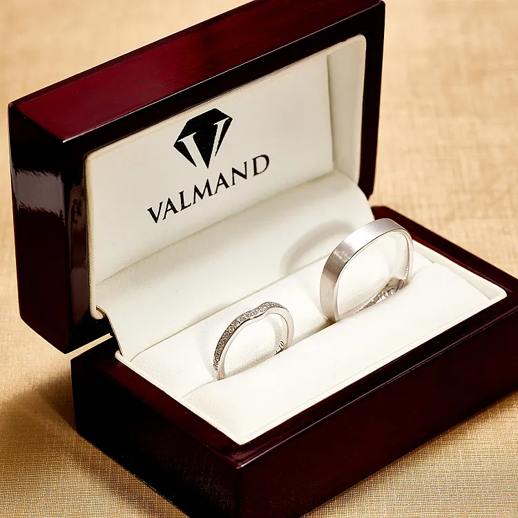 Verighete Moderne din Aur 18k sau Platina cu Diamante - model London