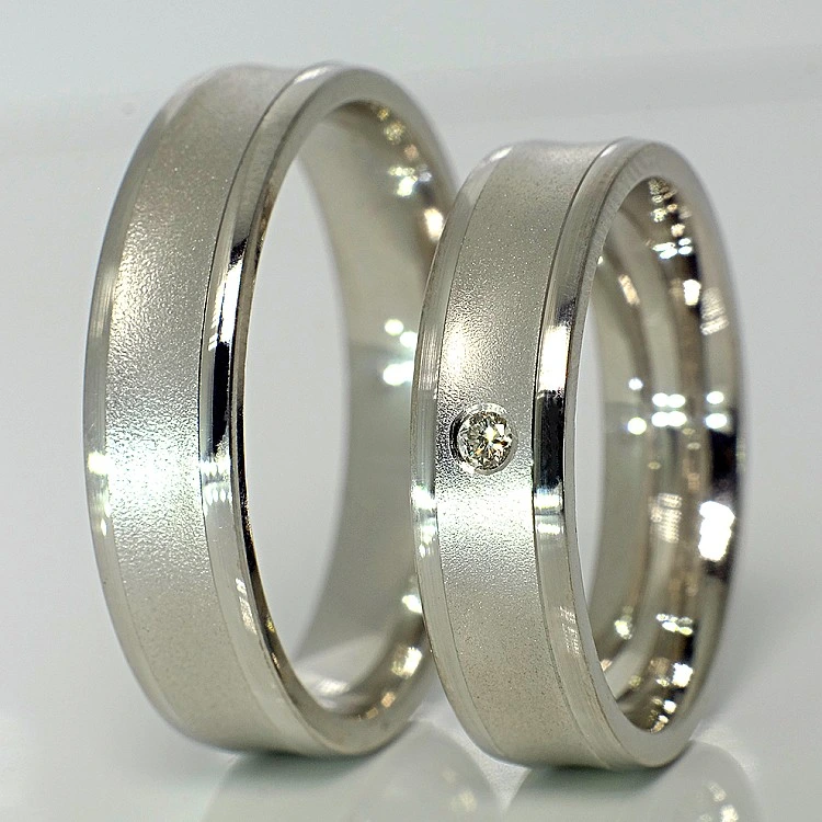 Verighete din Aur 18k cu Diamant - model v049