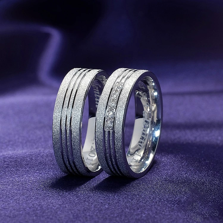 Verighete din Aur 18k doua culori si Diamante - model v0761
