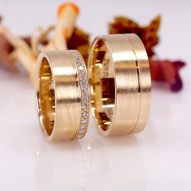 Verighete Satinate Full Stone din Aur 18k cu Diamante - model v0971