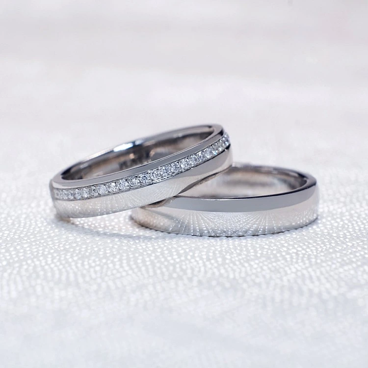 Verighete din Aur 18k sau Platina cu Diamante - model v105