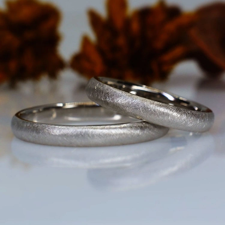 Verighete din Aur 18k sau Platina cu Finizaj Mat Gheata - model v134
