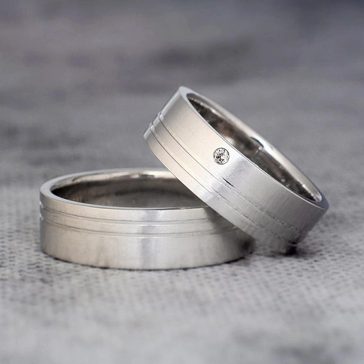 Verighete din Aur 18k sau Platina cu Diamant - model v137