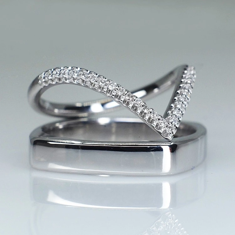 Verighete din Aur 18k sau Platina cu Diamante - model v1475