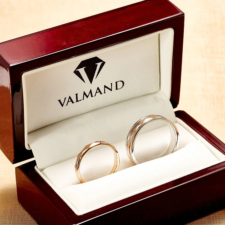 Verighete Antistres Fațetate din Aur 18k sau Platina - model v1568v2