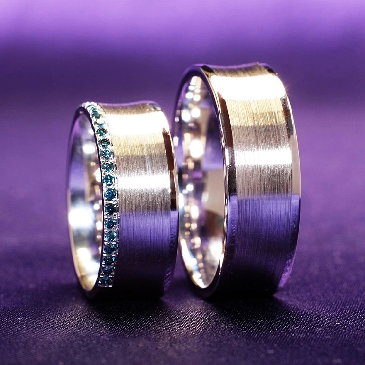 Verighete Barcuta din Aur 18k sau Platina cu Diamante Albastre - model v170
