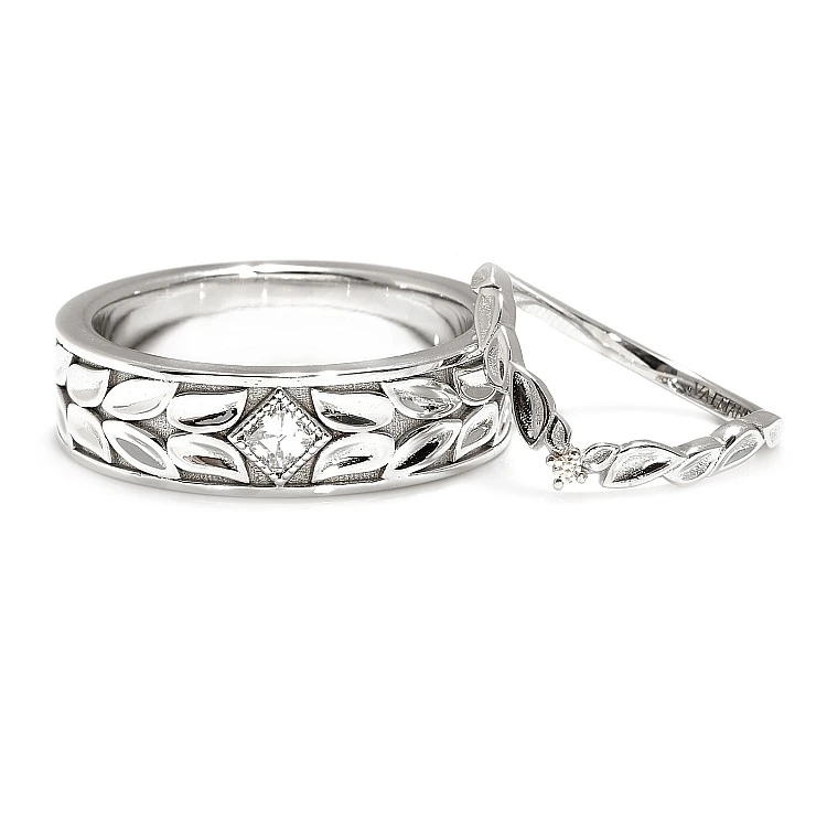 Verighete din Aur 18k cu Model Laser inspirat din natura si Diamante - model v4687