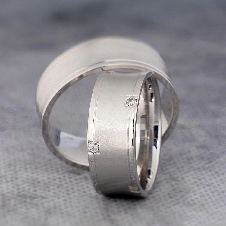 Verighete din Aur 18k sau Platina cu Diamante - model v861